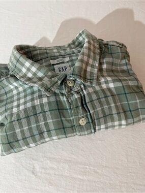 GAP Men's Sage and White Plaid Button-Down Shirt